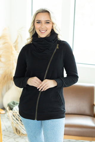 IN STOCK Quinn ZipUp Cowl - Black