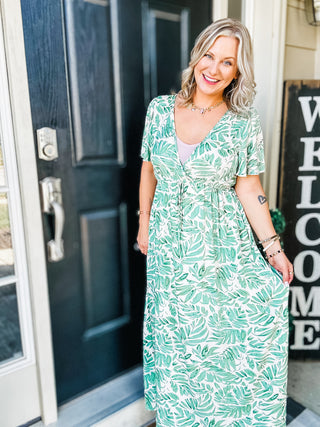 Island Breeze Short Sleeve Dress