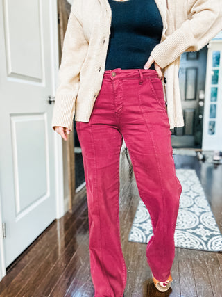 Judy Blue High Rise Front Seam Straight Jeans in Burgundy