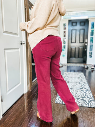 Judy Blue High Rise Front Seam Straight Jeans in Burgundy