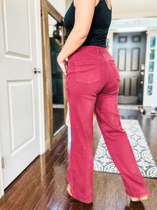 Judy Blue High Rise Front Seam Straight Jeans in Burgundy