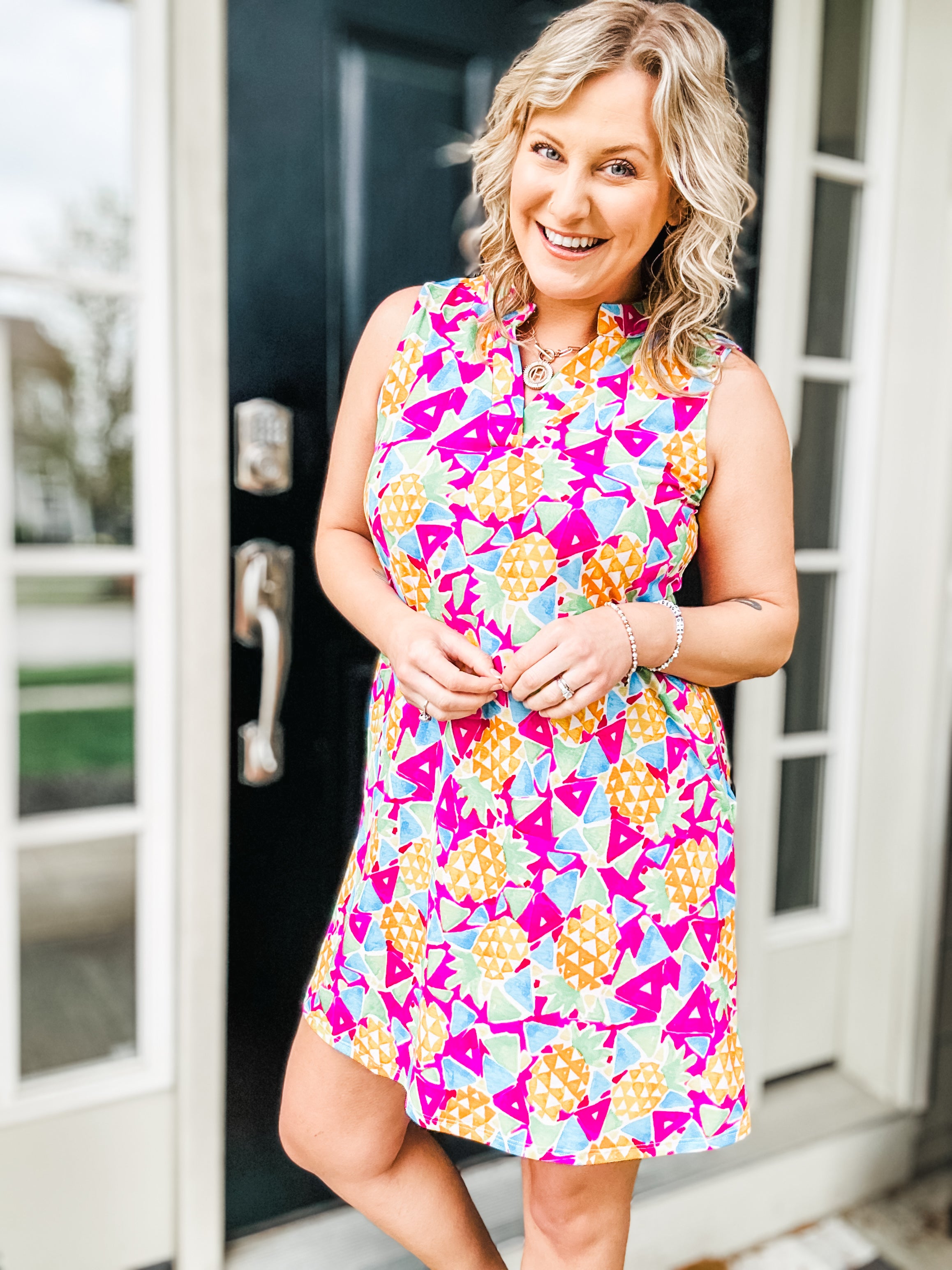 New York Mint Raz Vape Flavor Lizzy Tank Dress in Abstract Magenta Pineapple Small New York Mint Raz Vape Flavor Lizzy Tank Dress in Abstract Magenta Pineapple Small