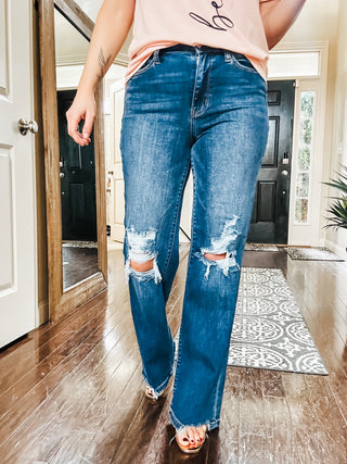 Judy Blue Rose High Rise 90's Straight Jeans in Dark Wash