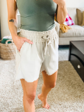 Zenana Linen Frayed Hem Drawstring Shorts With Pockets