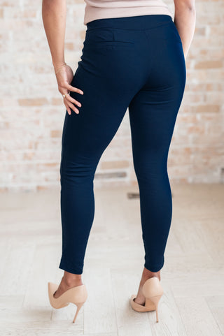 Magic Skinny Pants in Navy II